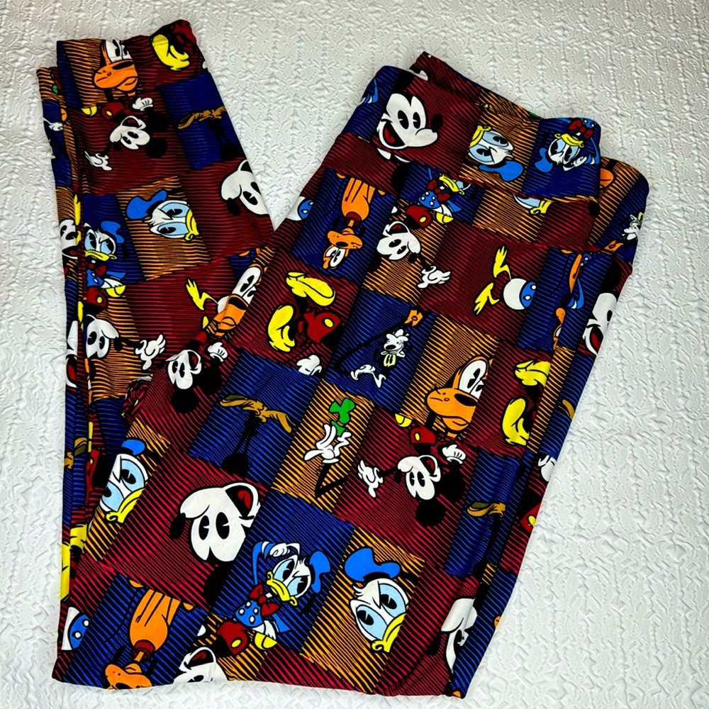 LuLaRoe Mickey Mouse and friends leggings. Size Tall and curvy 2.